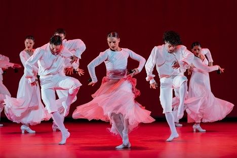 Albéniz en danza, su suite española coreografiada