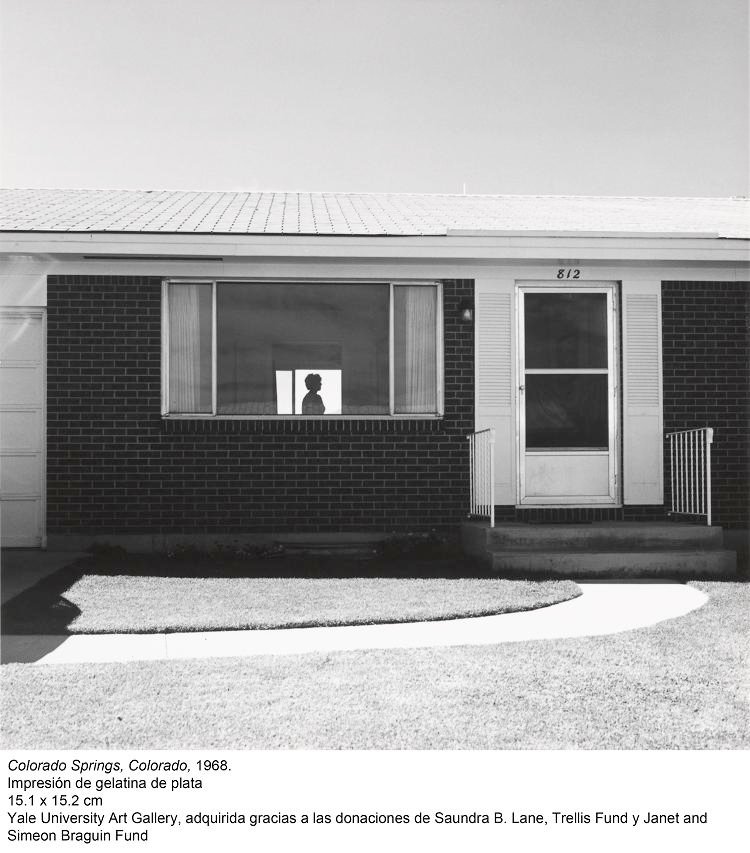 Simples fotos en blanco y negro del lugar donde vive Robert Adams Simples fotos en blanco y negro del lugar donde vive Robert Adams